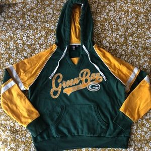 Women’s Green Bay Packer Hoodie- M